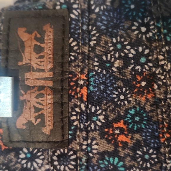 Levi size 8 (29x32) floral print jeans - Picture 5 of 5